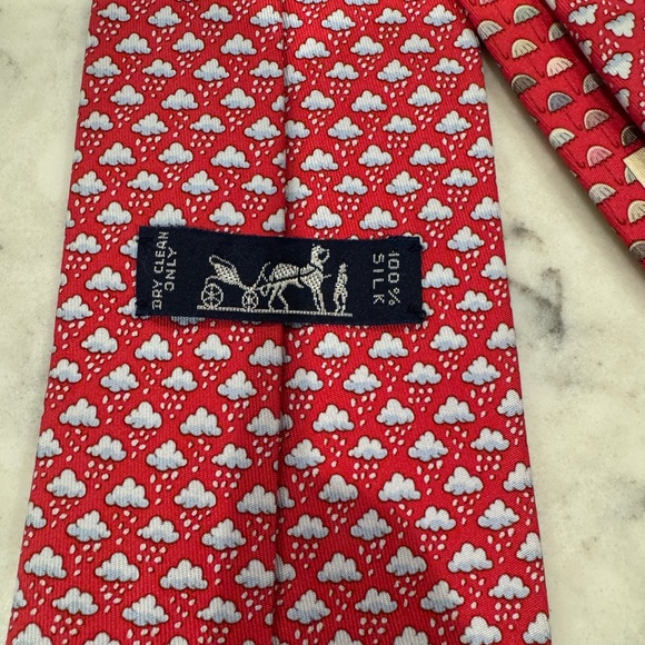 Men’s Red Hermes Silk Necktie Tie - Picture 3 of 4